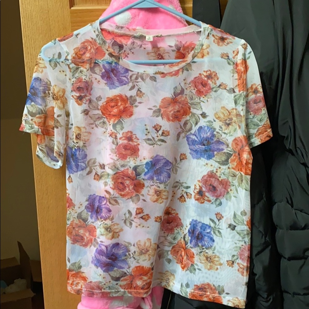 Flower mesh top